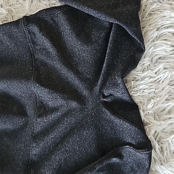 Runched Dark Grey Gray Charcoal Leggings Womens Small Compression NWOT - Picture 9 of 15